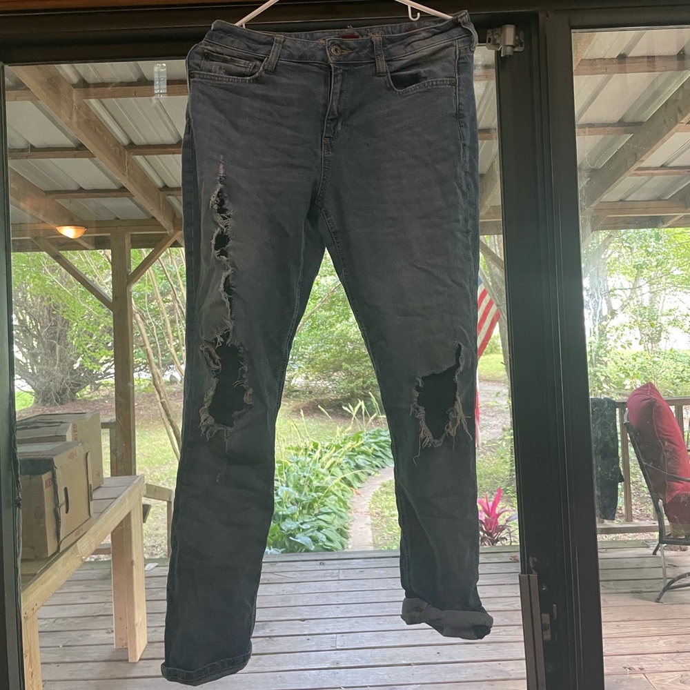 Distressed Jeans